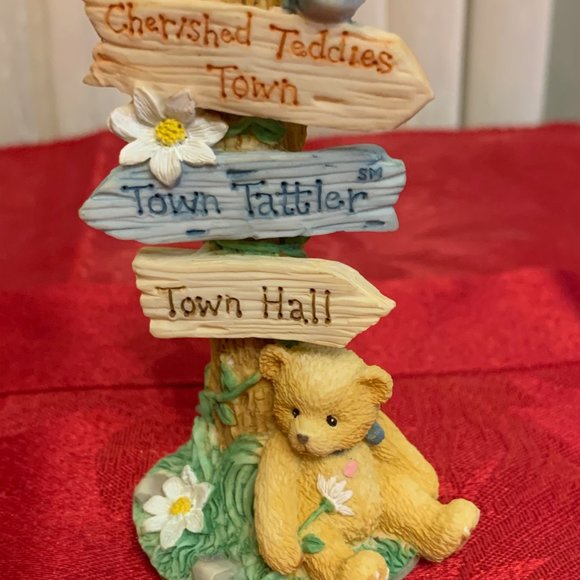 Cherished Teddies - Town Tattler, Town Hall, Town Signage - Enesco - w/Box - Picture 2 of 5